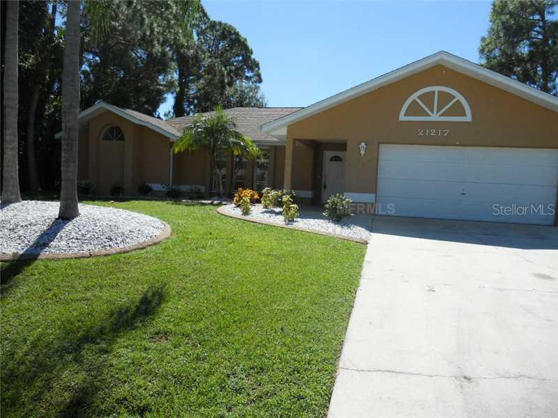 21217 Knollwood Ave., Port Charlotte, FL 33952