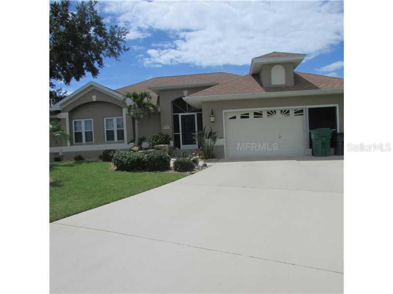 4504 Bayview St., Port Charlotte, FL 33948