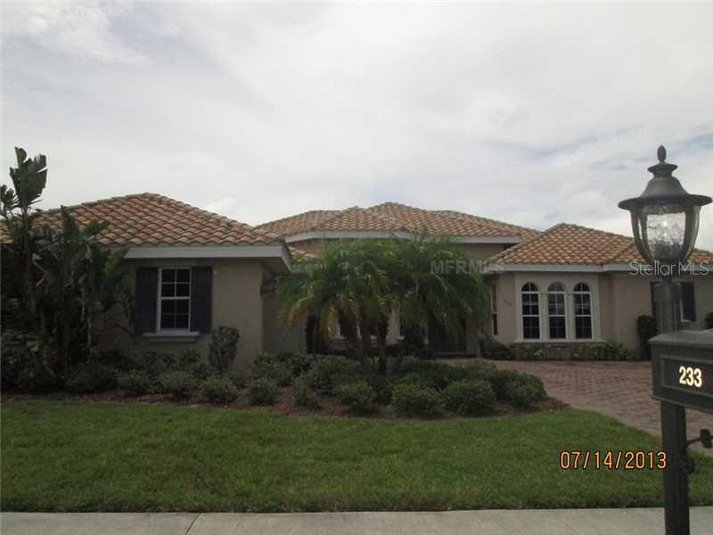 233 Pesaro Dr., Nokomis, FL 34275