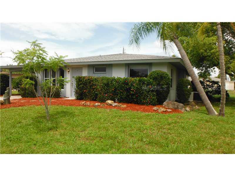 120 Sunnyside St., Port Charlotte, FL 33952