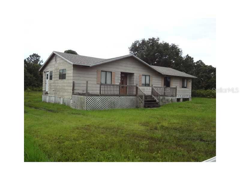 221 Narcissus Ave., Lehigh Acres, FL 33974