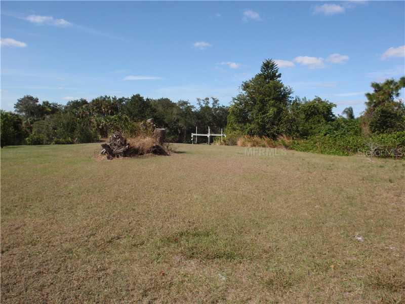 325 Hile Ln., Punta Gorda, FL 33982