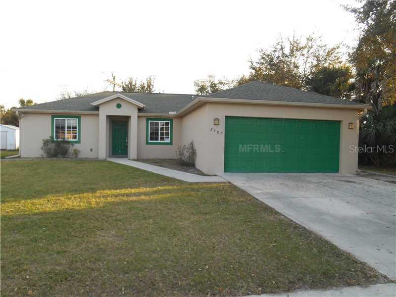2707 Lakeshore Cir., Port Charlotte, FL 33952