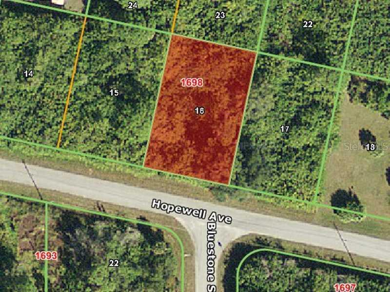 14118 Hopewell Ave., Port Charlotte, FL 33981