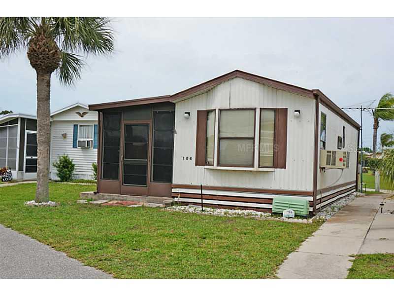 1475 Flamingo Dr. #104, Englewood, FL 34224