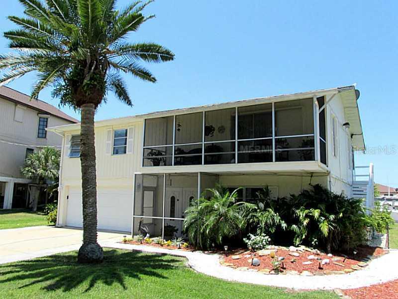 9271 Lake Dr., Englewood, FL 34224