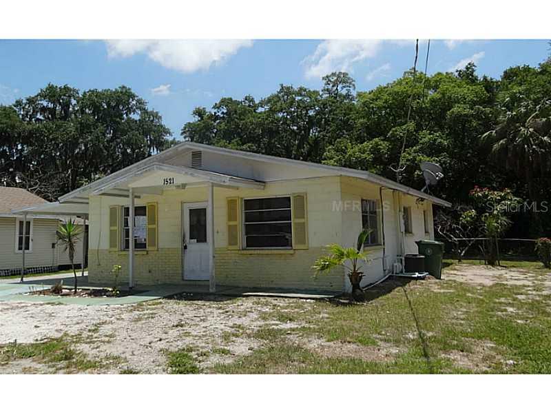 1521 19th Ave., Bradenton, FL 34205