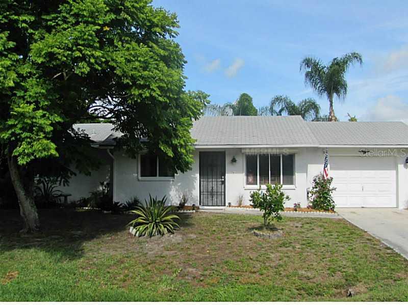 313 Hinton St., Port Charlotte, FL 33954