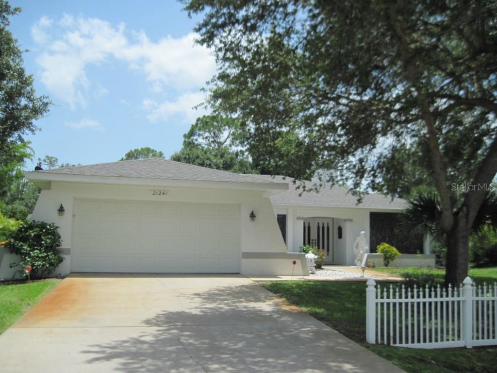 21241 Chatburn Ave., Port Charlotte, FL 33952