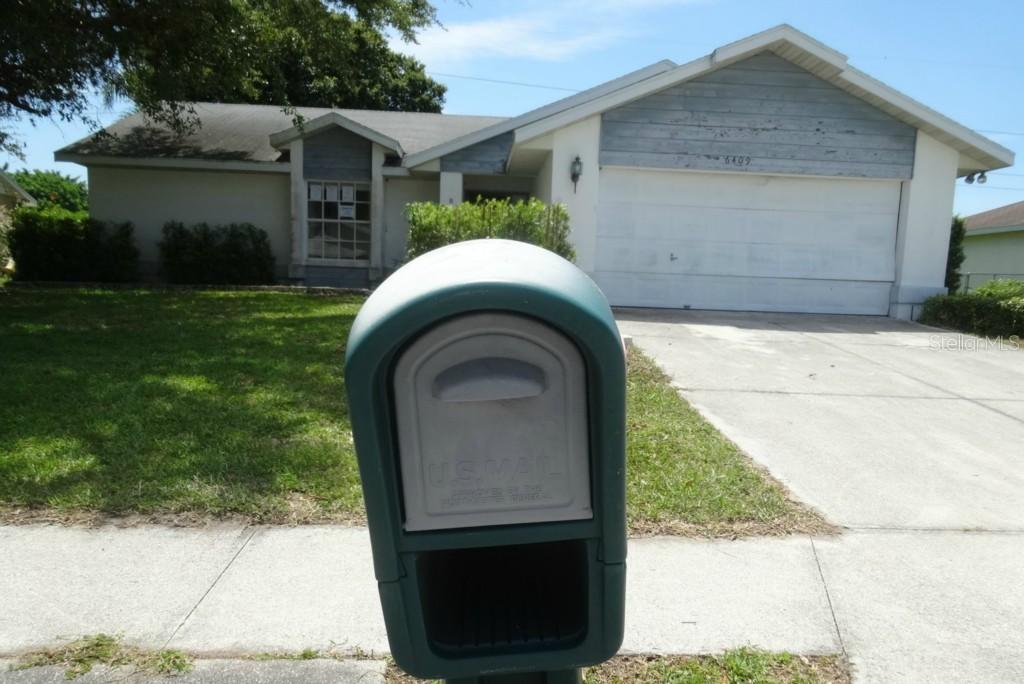 6409 64th Dr., Palmetto, FL 34221