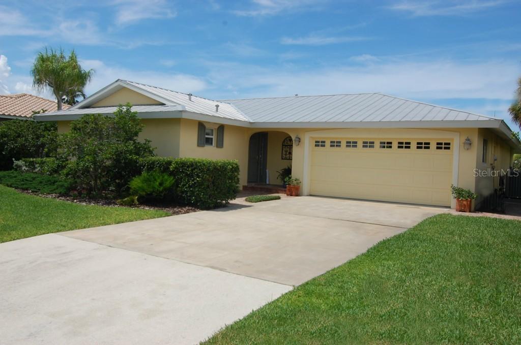 325 Belaire Ct., Punta Gorda, FL 33950