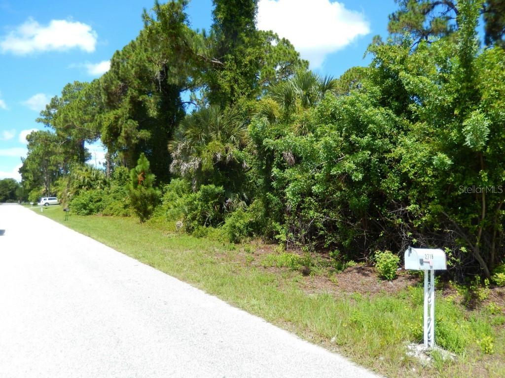 Zander Ter., North Port, FL 34286