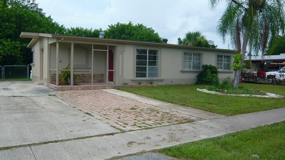 21346 Gladis Ave., Port Charlotte, FL 33952