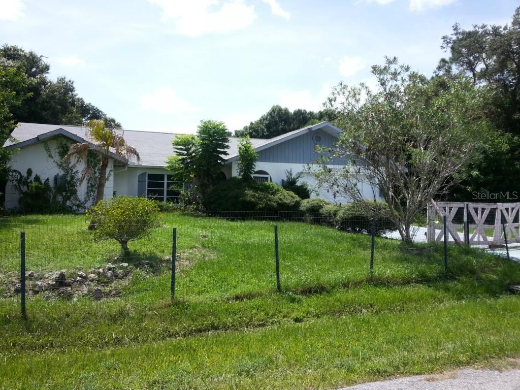 1205 Zinnea St., Port Charlotte, FL 33952