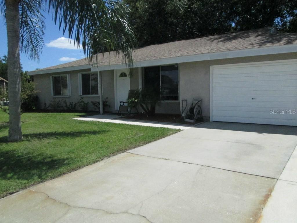 3704 Montclair Cir., North Port, FL 34287