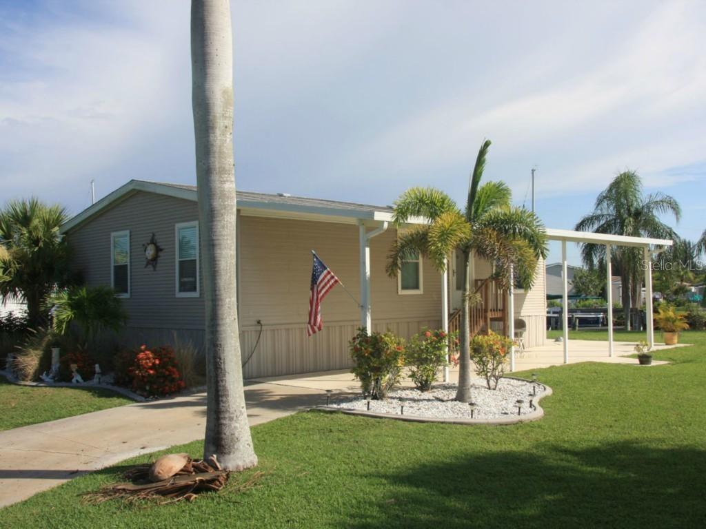 710 Hollyhill Ct., Punta Gorda, FL 33950