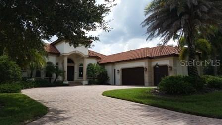 8035 Warwick Gardens Ln., University Park, FL 34201