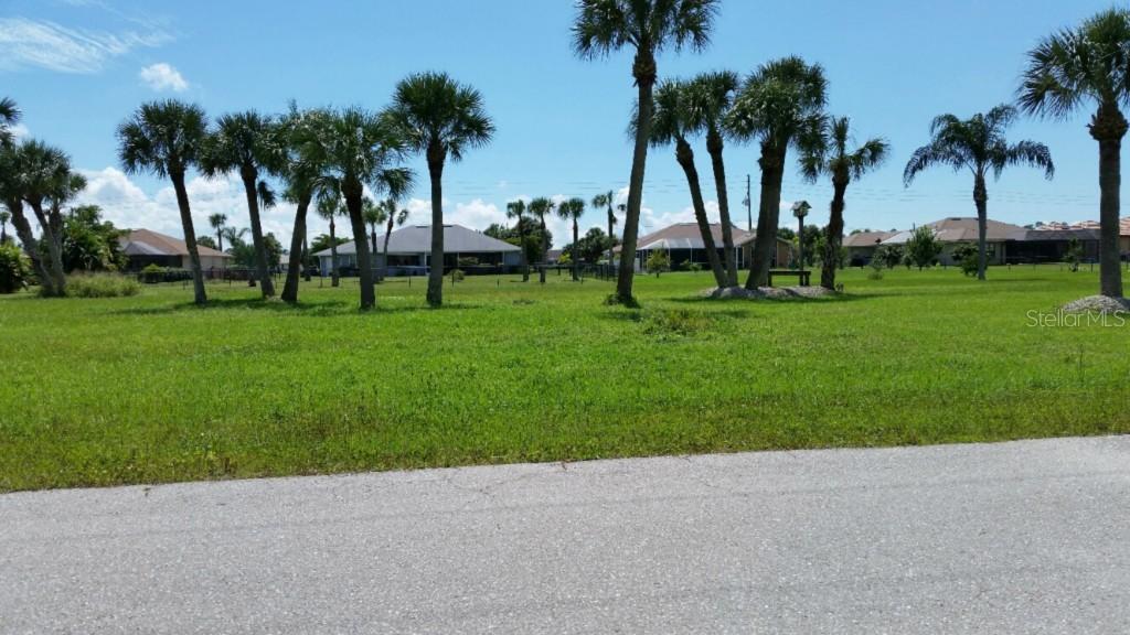 525 W Cashew, Punta Gorda, FL 33955