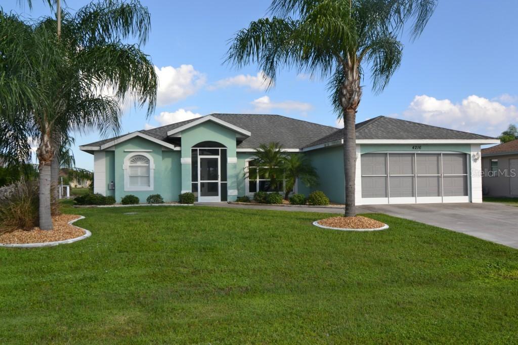 4216 Beach View Ct., Port Charlotte, FL 33948
