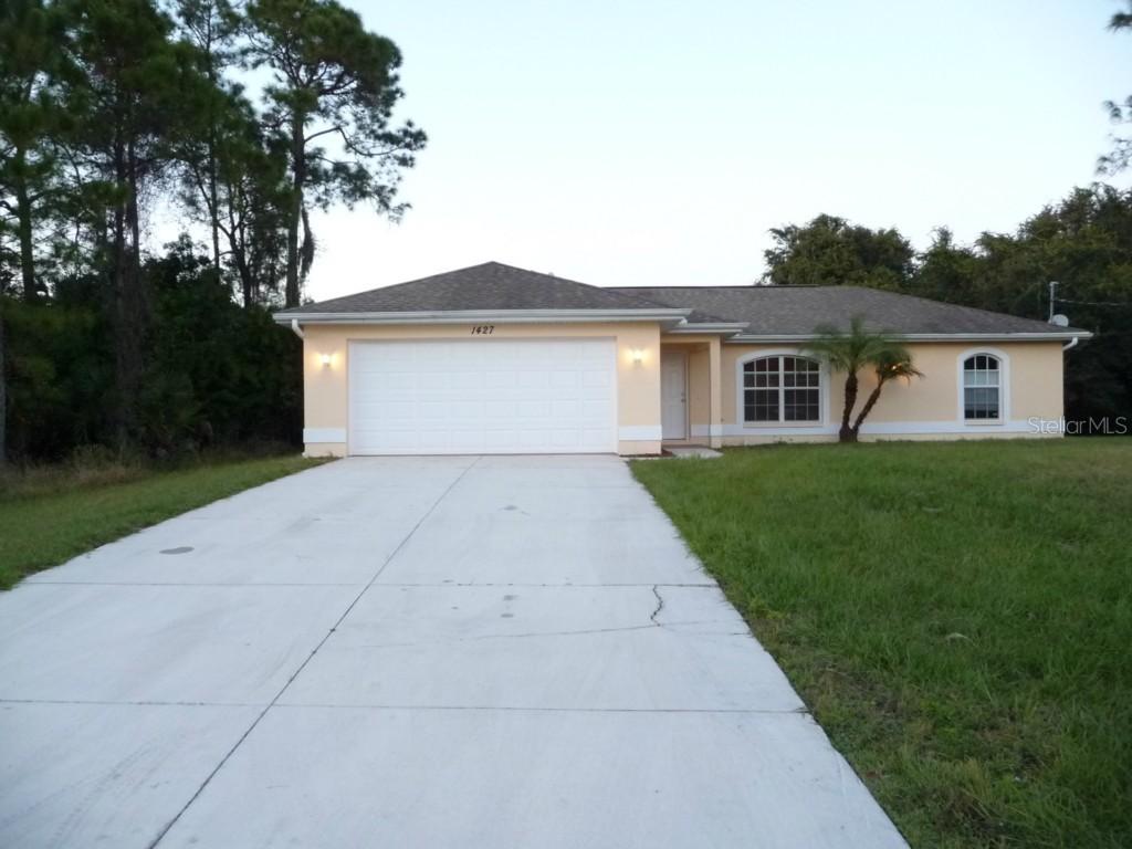 1427 Guttenburg Rd., North Port, FL 34289