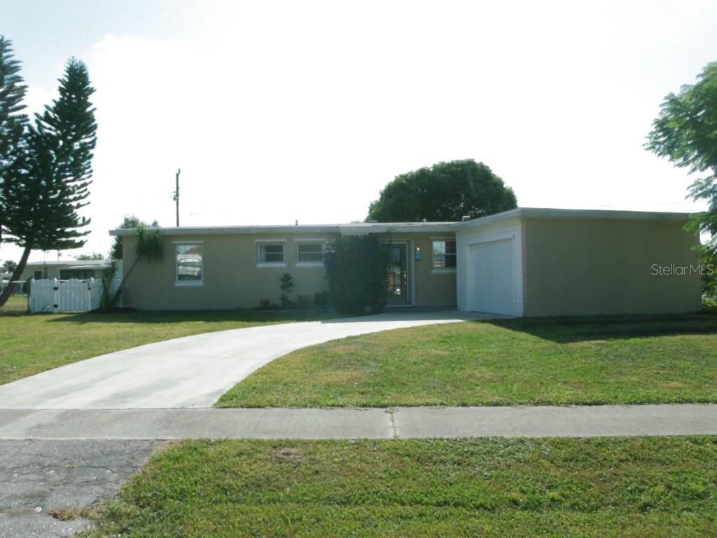 22113 Belinda Ave., Port Charlotte, FL 33952