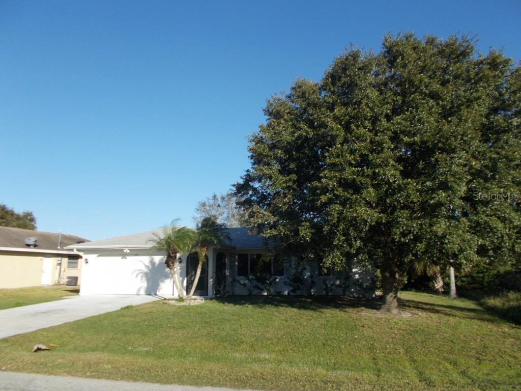 1242 Stamford St., Port Charlotte, FL 33952