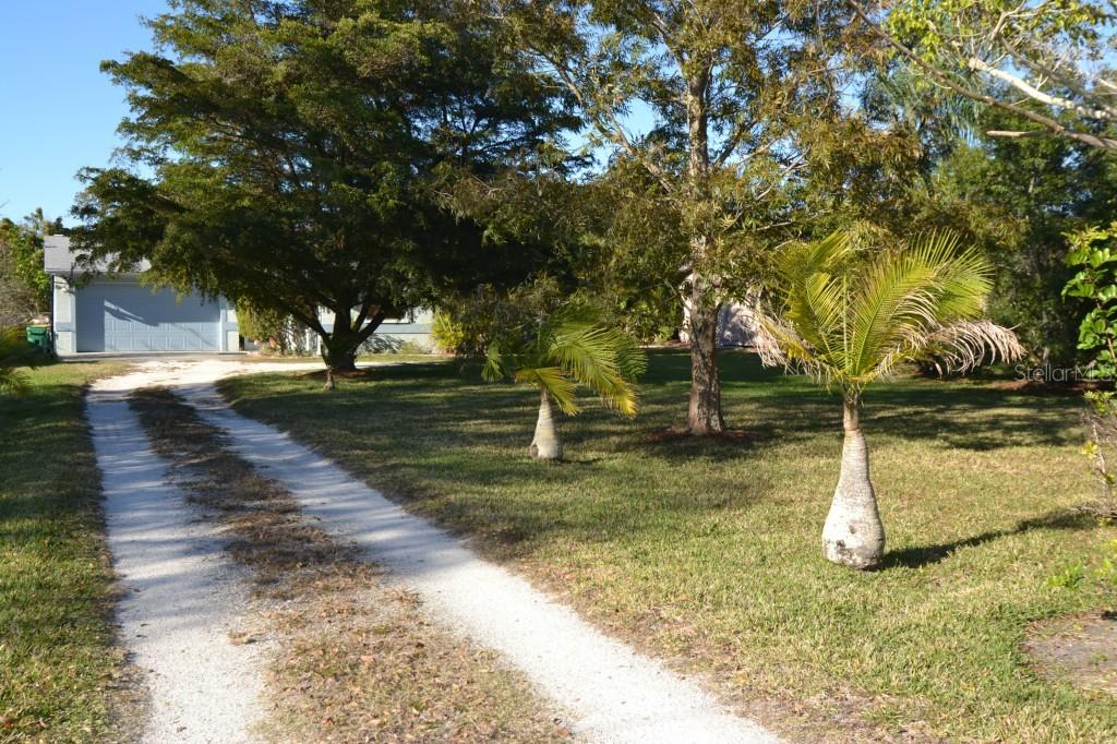 2062 Oyster Creek Dr., Englewood, FL 34224