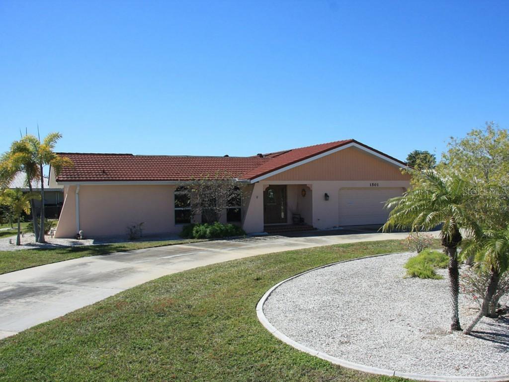 1501 Columbian Dr., Punta Gorda, FL 33950