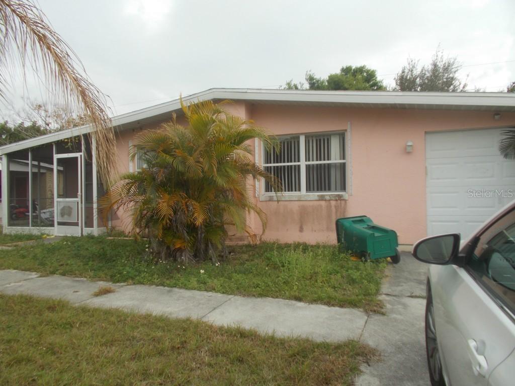 21131 Gladis Ave., Port Charlotte, FL 33952
