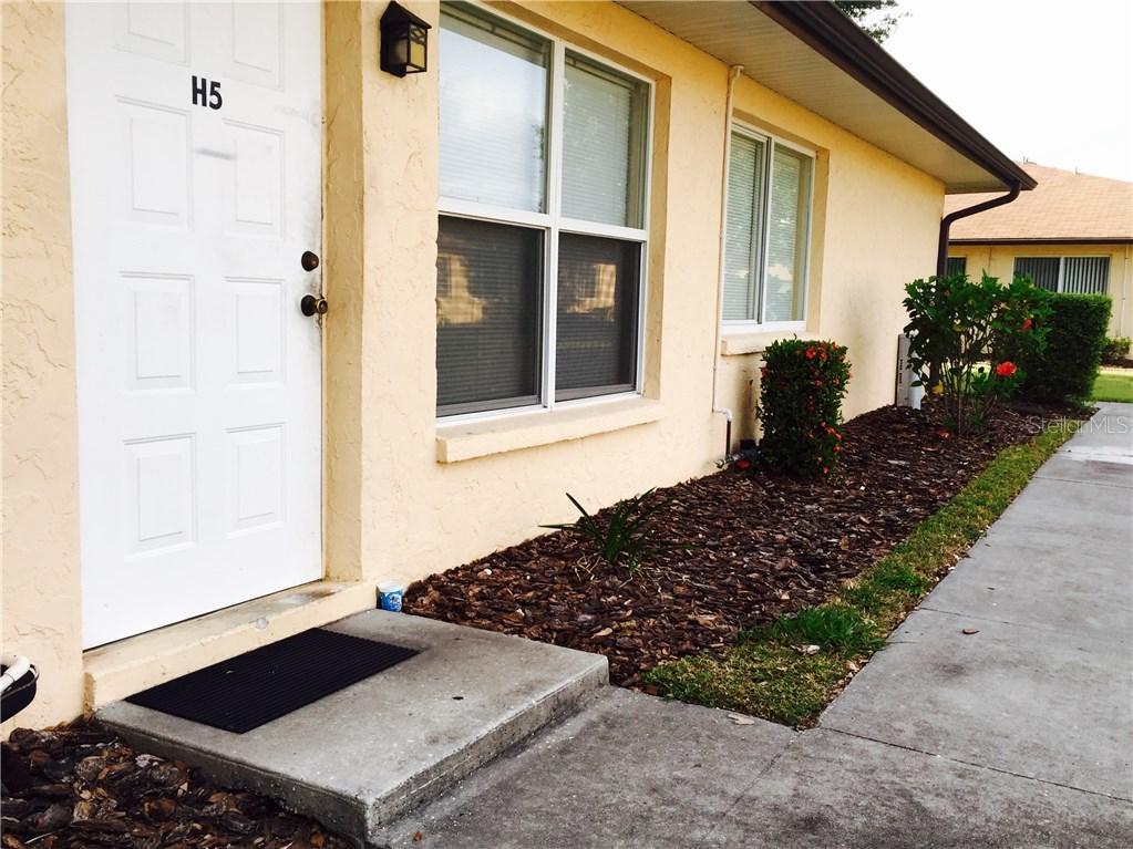 21150 Gertrude Ave. #H5, Port Charlotte, FL 33952