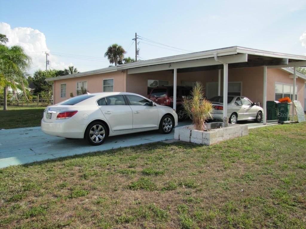 2723 Lakeshore Cir., Port Charlotte, FL 33952