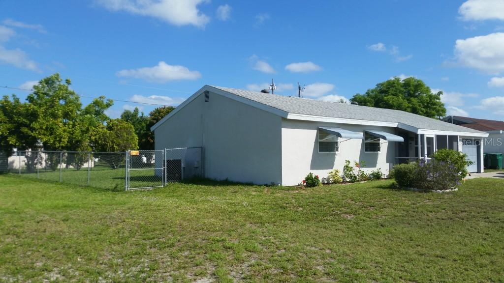 326 NE Aylesbury Ln., Port Charlotte, FL 33952