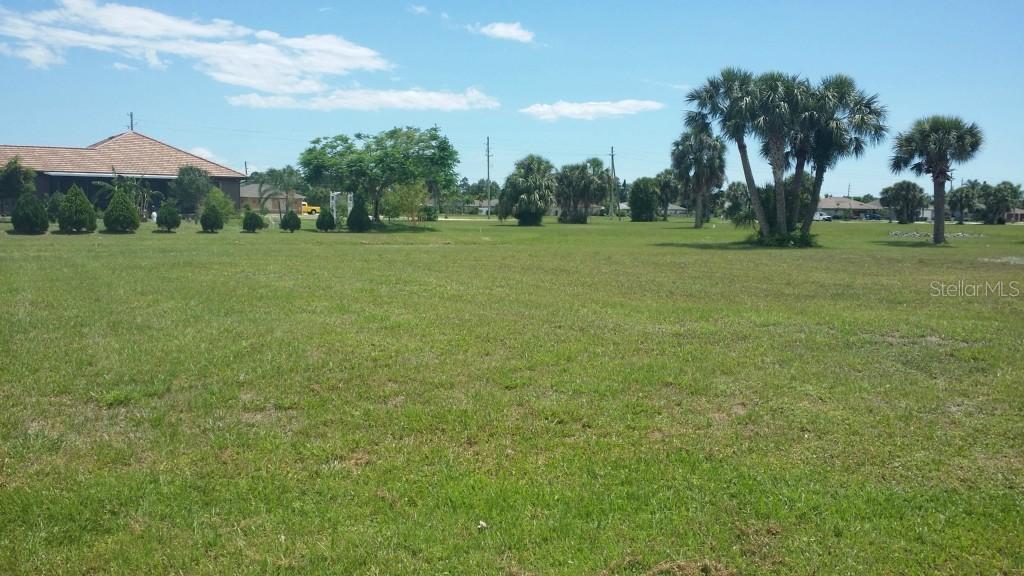 545 W Cashew, Punta Gorda, FL 33955