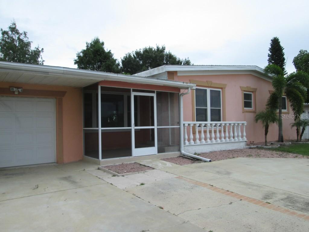 21104 Edgewater Dr., Port Charlotte, FL 33952