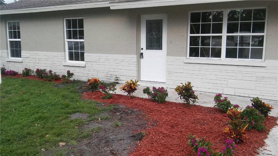 6527 3rd Ave., Bradenton, FL 34208