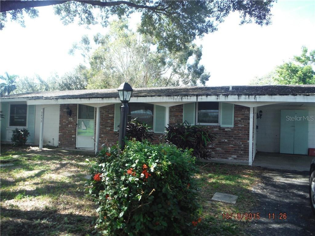 2832 Suncrest Dr., Sarasota, FL 34239