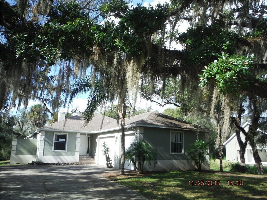 1582 Oakford Rd., Sarasota, FL 34240