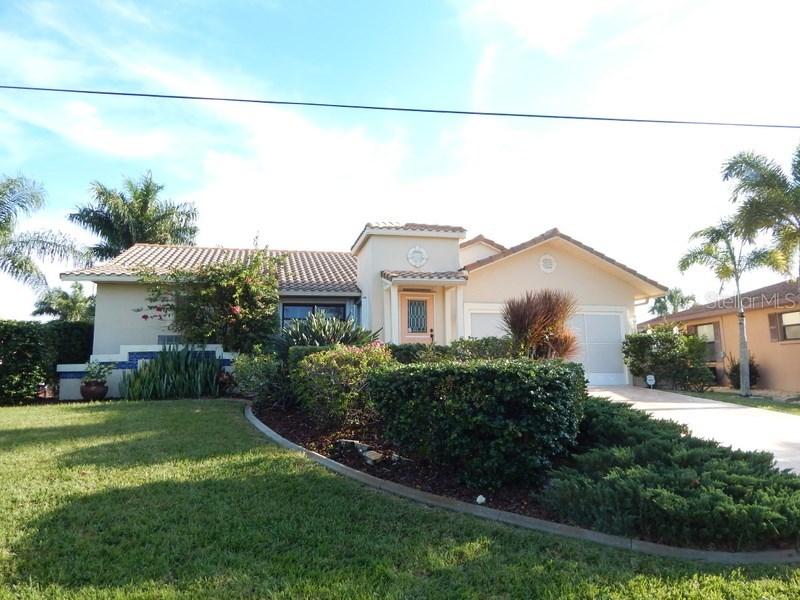 215 Riviera Ct., Punta Gorda, FL 33950