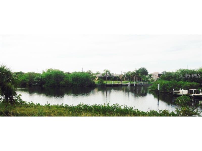 18590 Kerrville Circle, Port Charlotte, FL 33948