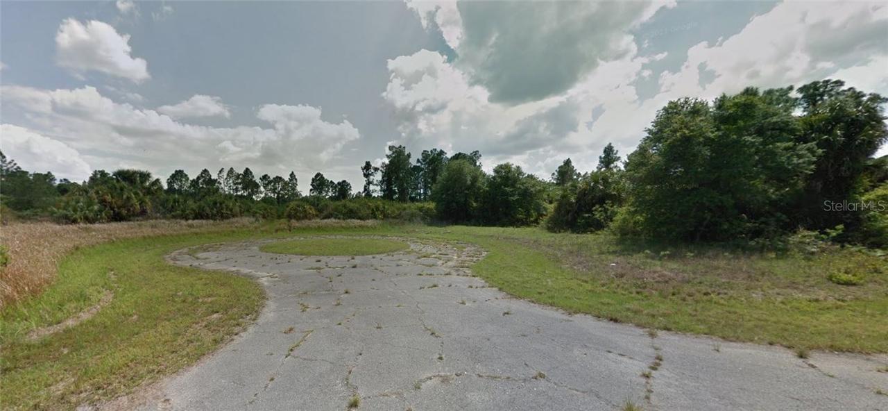 Silverleaf Rd., North Port, FL 34288