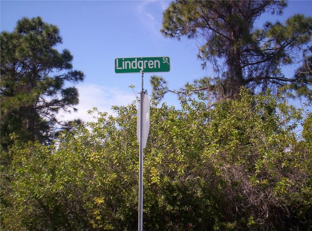 3517 Lindgren St., Port Charlotte, FL 33981