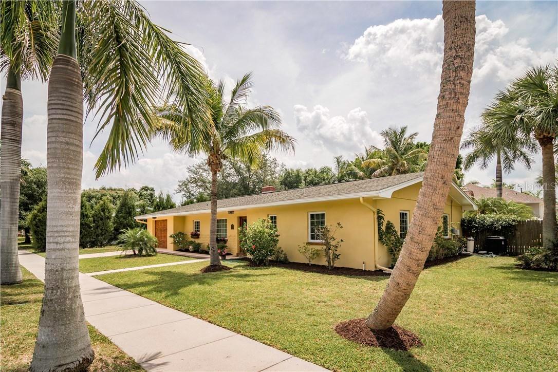 711 W Olympia Ave., Punta Gorda, FL 33950