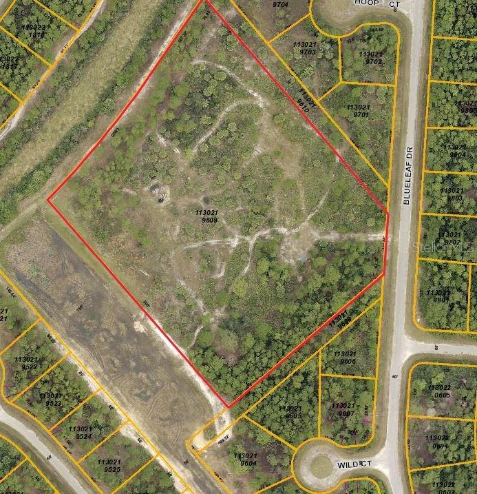 Blueleaf Dr., North Port, FL 34288