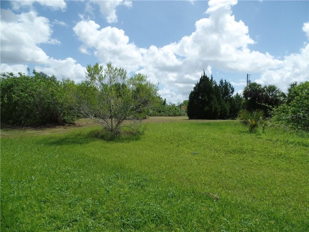 18807 Ackerman Ave., Port Charlotte, FL 33948