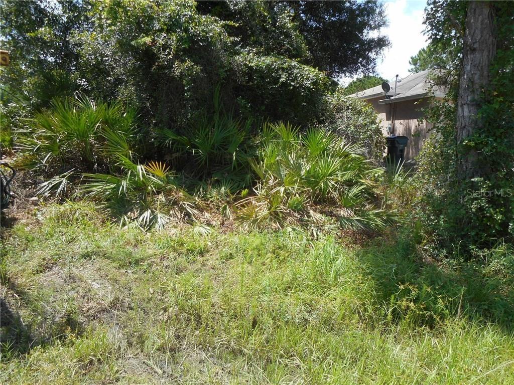 Renault Cir., North Port, FL 34291