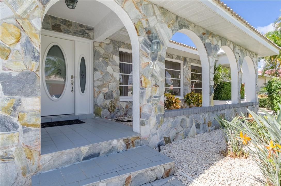 21 Tropicana Dr., Punta Gorda, FL 33950