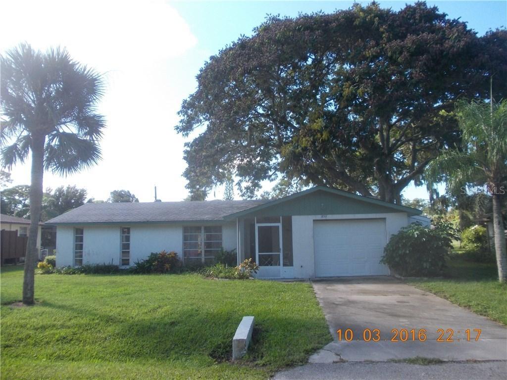 835 Callan St., Englewood, FL 34223