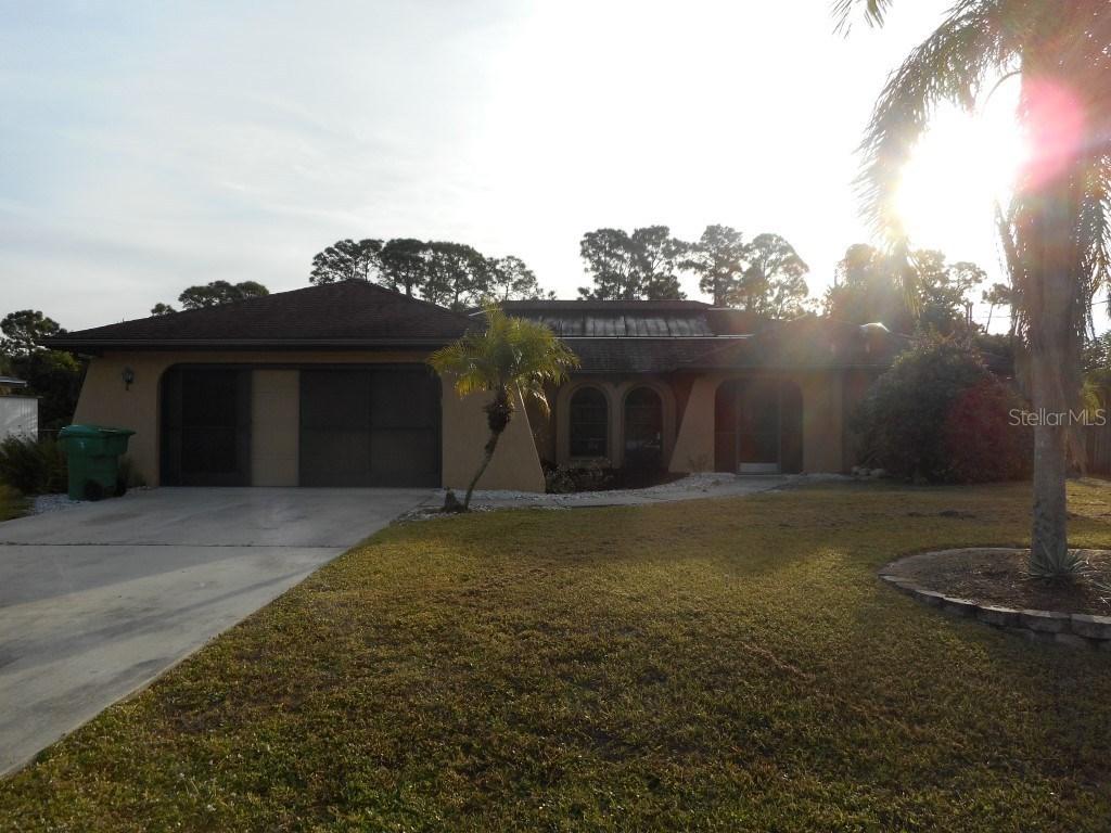 2144 Barksdale St., Port Charlotte, FL 33948