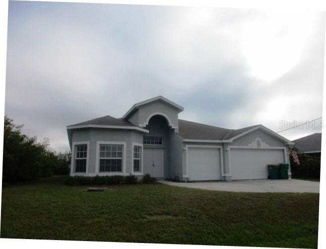 10042 Hackensack St., Port Charlotte, FL 33981