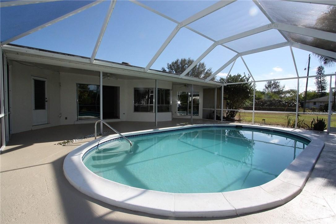 1537 Fireside St., Port Charlotte, FL 33952